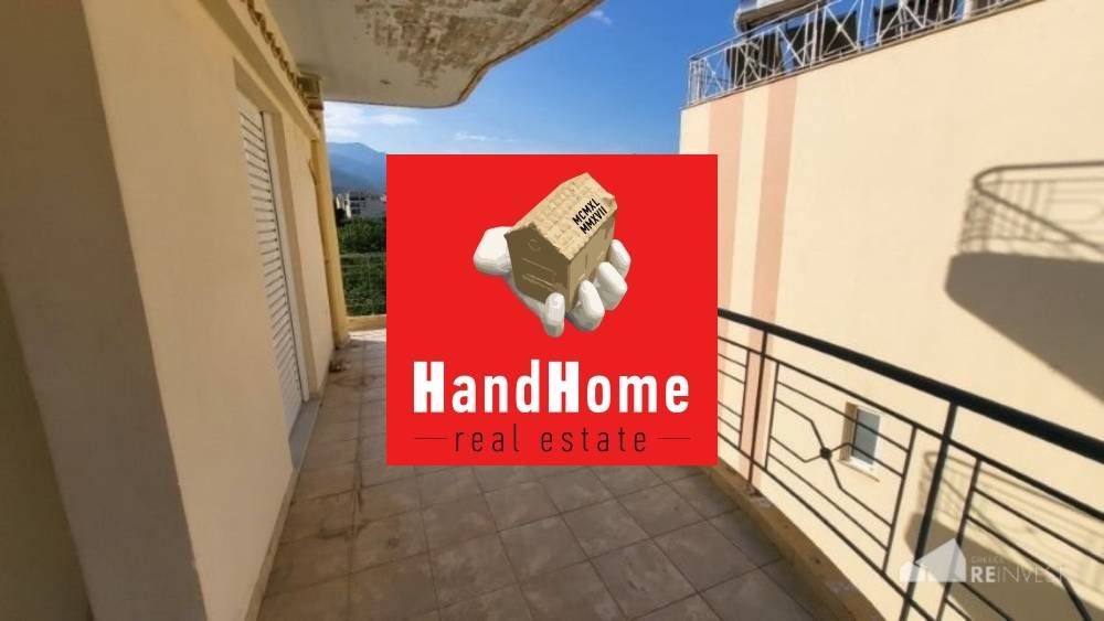 Building 271 m² for sale