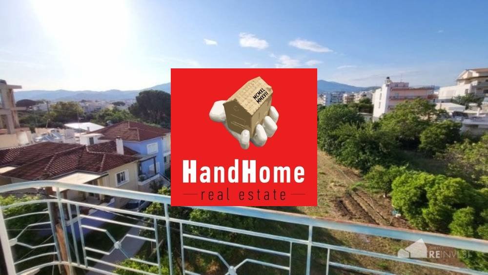 Building 271 m² for sale