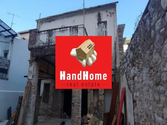 Κτίριο επαγγελματικών χώρων 348 m² προς πώληση