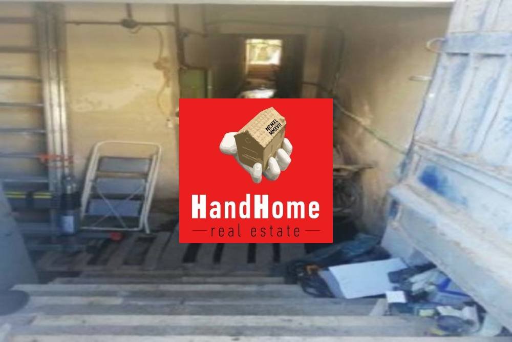 Warehouse 151 m² for sale