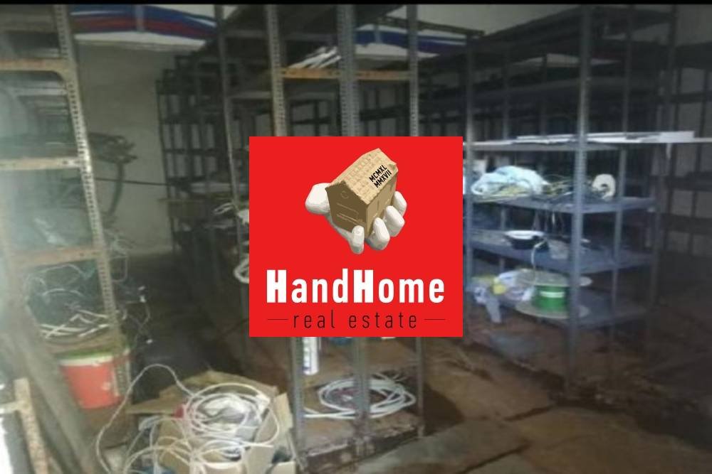 Warehouse 151 m² for sale