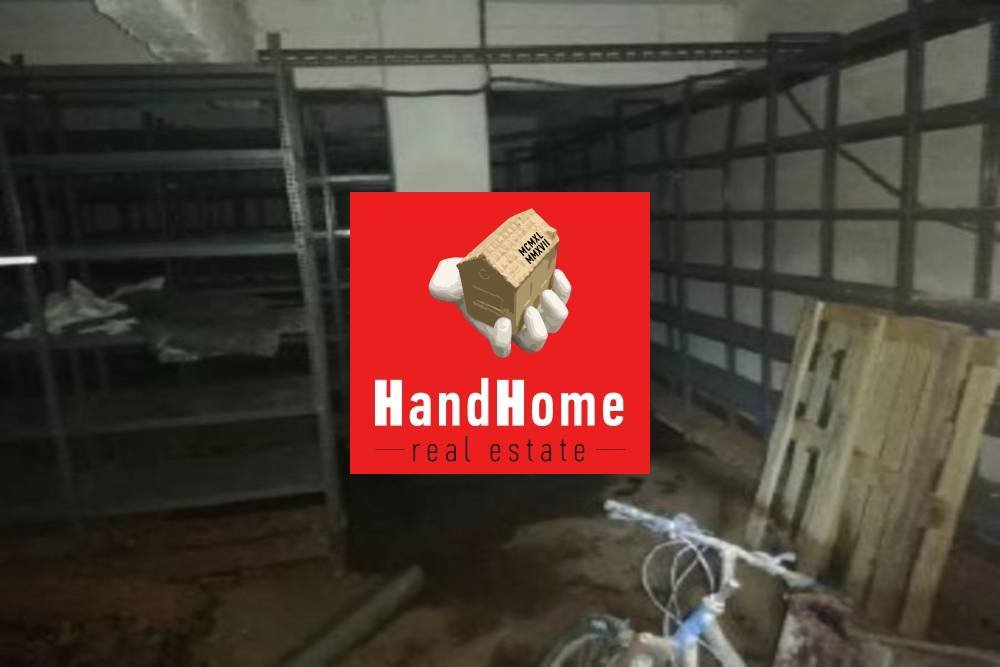 Warehouse 151 m² for sale