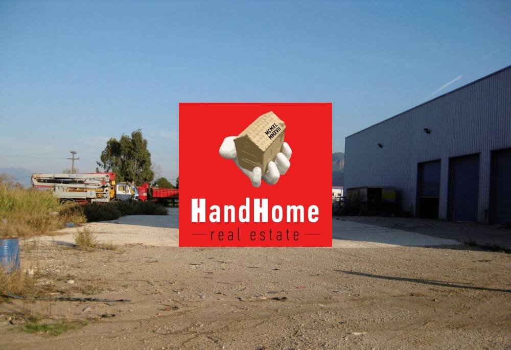 Industrial space 3,761 m² for sale