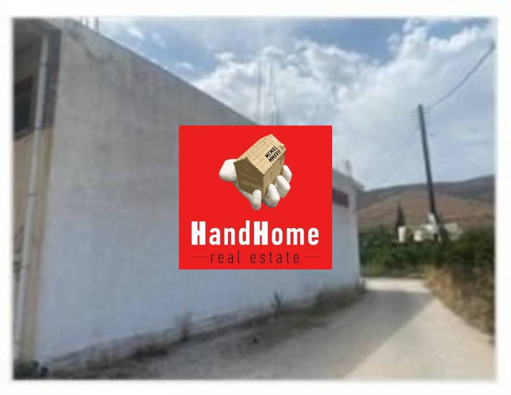 Κτίριο επαγγελματικών χώρων 375 m² προς πώληση