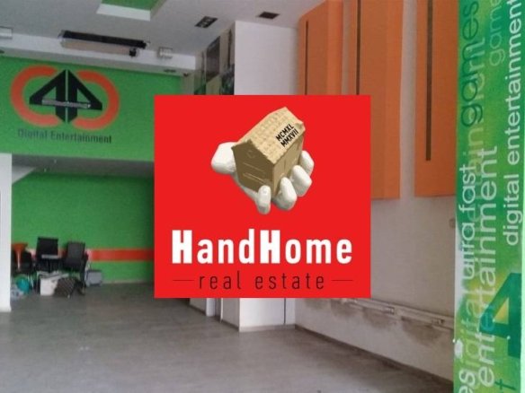 Retail property 162 m² for sale