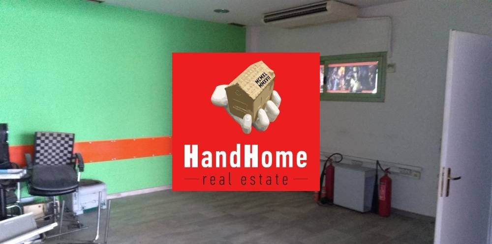 Retail property 162 m² for sale