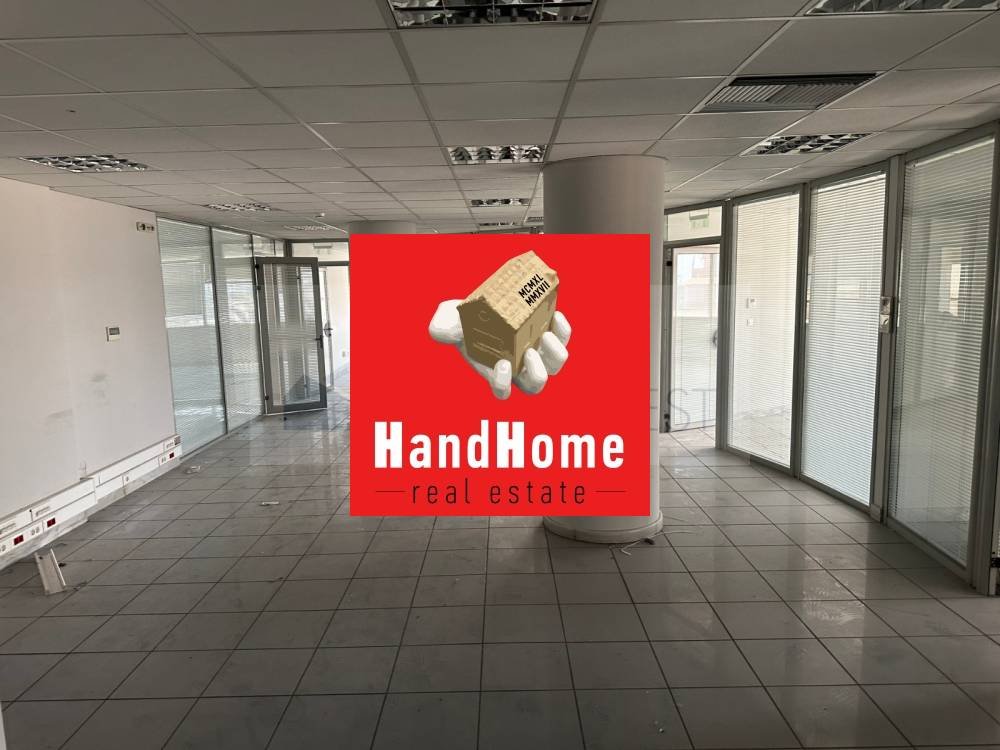 Office 454 m² for sale