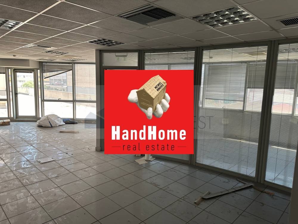 Office 454 m² for sale