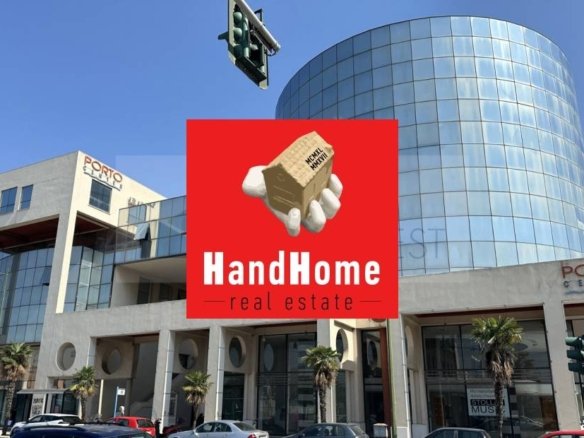 Office 454 m² for sale