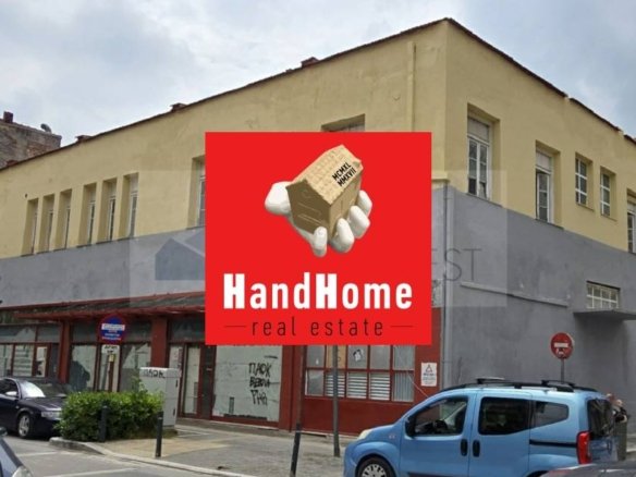 Κτίριο επαγγελματικών χώρων 2.455 m² προς πώληση
