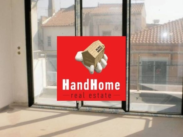 Office 13 m² for sale