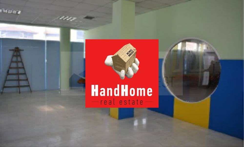 Κτίριο επαγγελματικών χώρων 335 m² προς πώληση