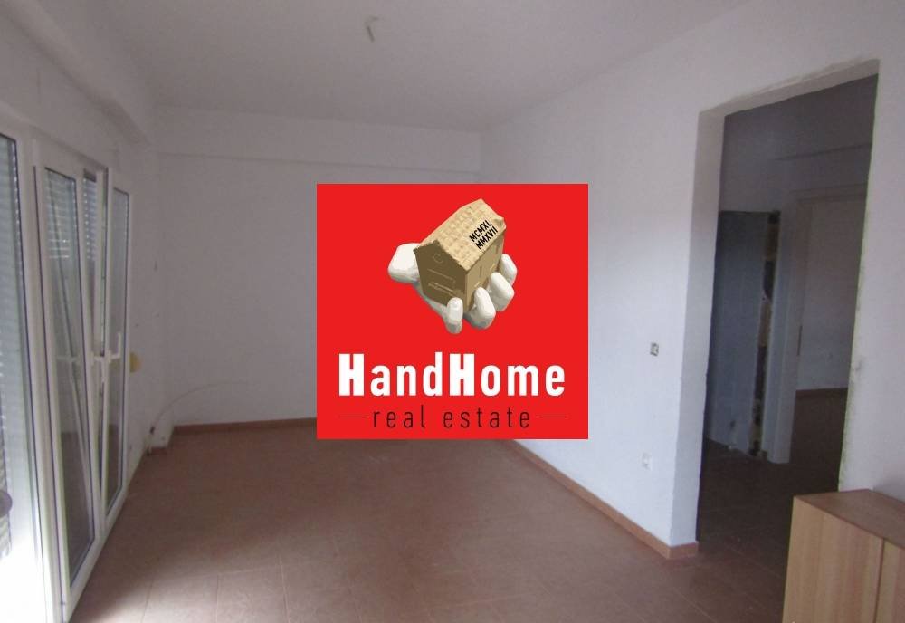 Building 172 m² for sale