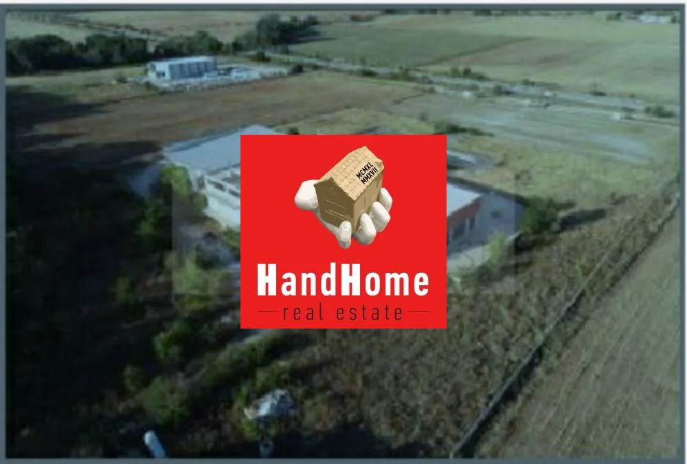 Κτίριο επαγγελματικών χώρων 1.876 m² προς πώληση