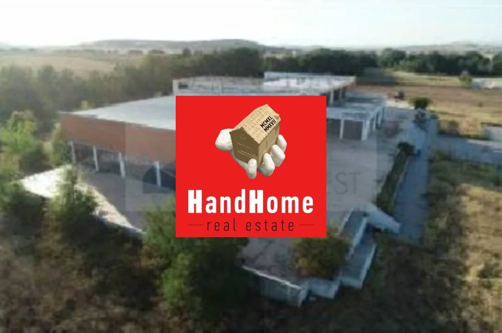 Κτίριο επαγγελματικών χώρων 1.876 m² προς πώληση