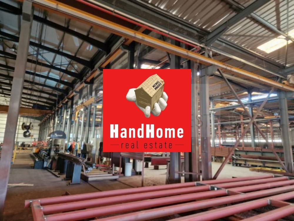Industrial space 4,392 m² for sale