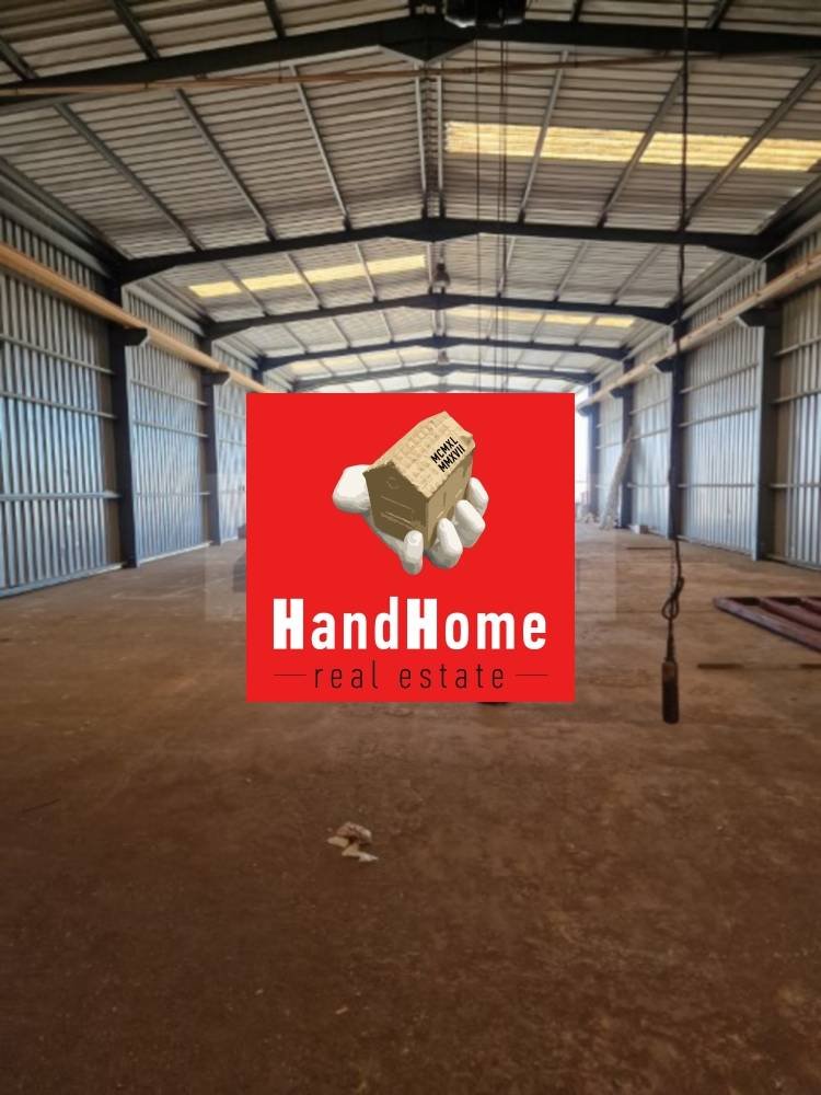 Industrial space 4,392 m² for sale