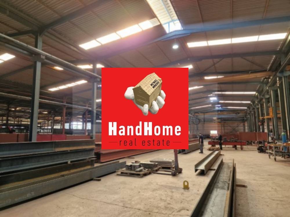Industrial space 4,392 m² for sale