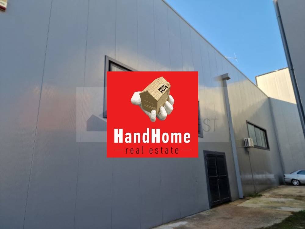 Industrial space 4,392 m² for sale