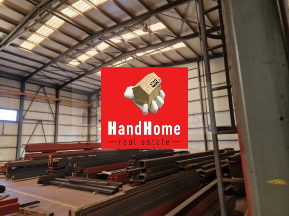 Industrial space 4,392 m² for sale