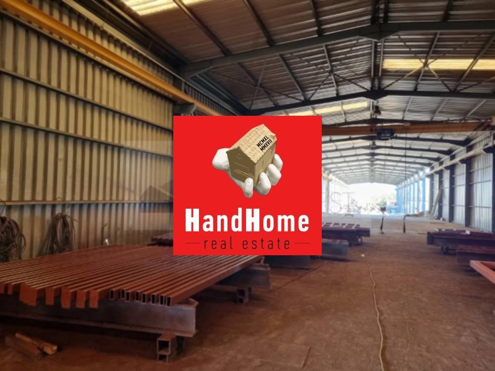 Industrial space 4,392 m² for sale