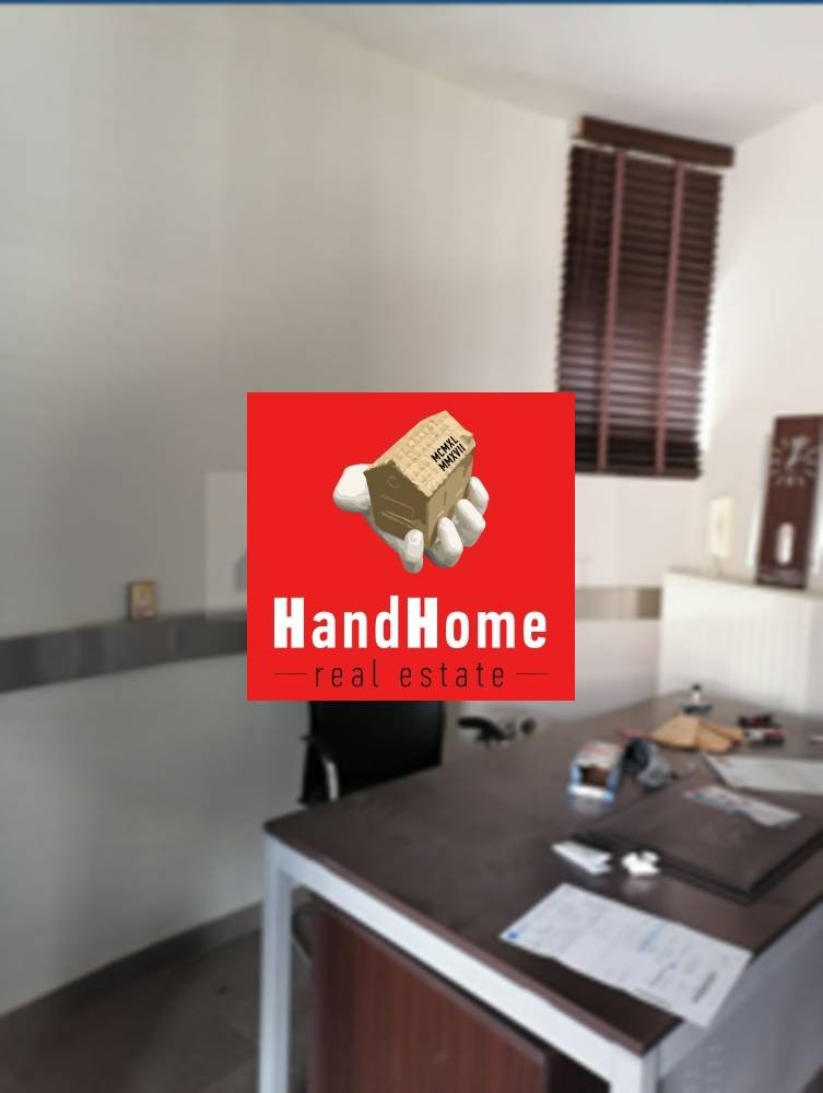 Office 33 m² for sale