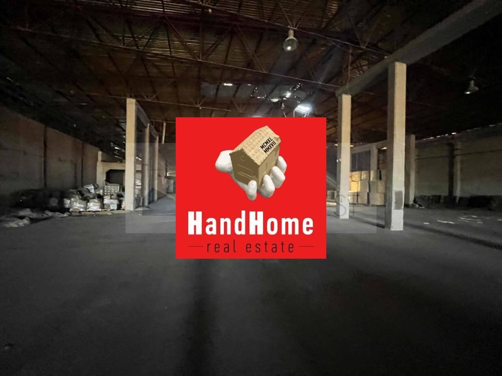 Industrial space 28,461 m² for sale