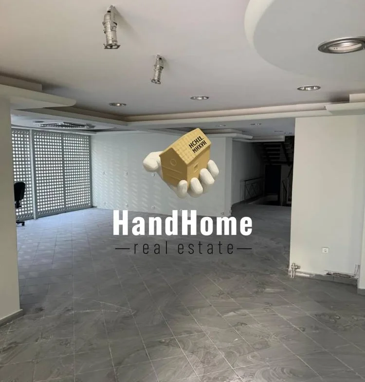 Retail property 407 m² for sale