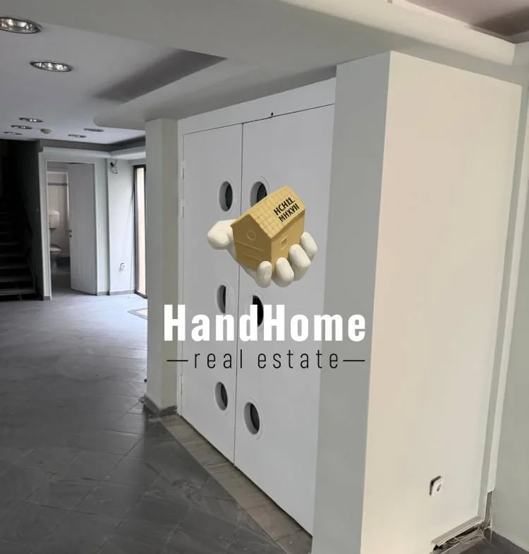 Retail property 407 m² for sale